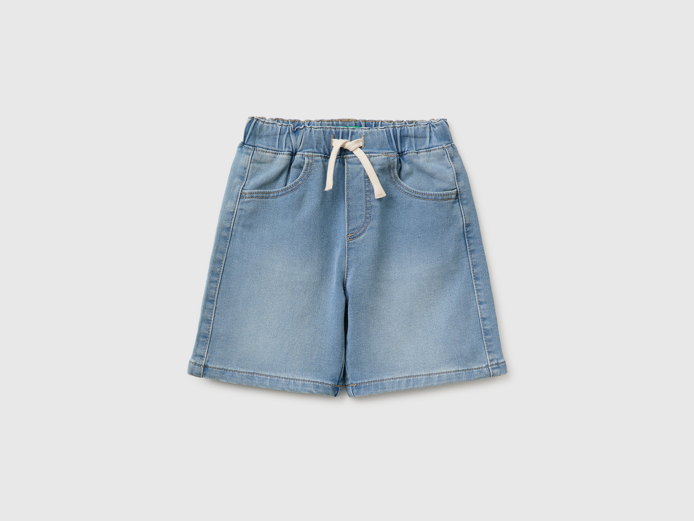 Denim-effect Bermuda shorts - ucb_image_FS