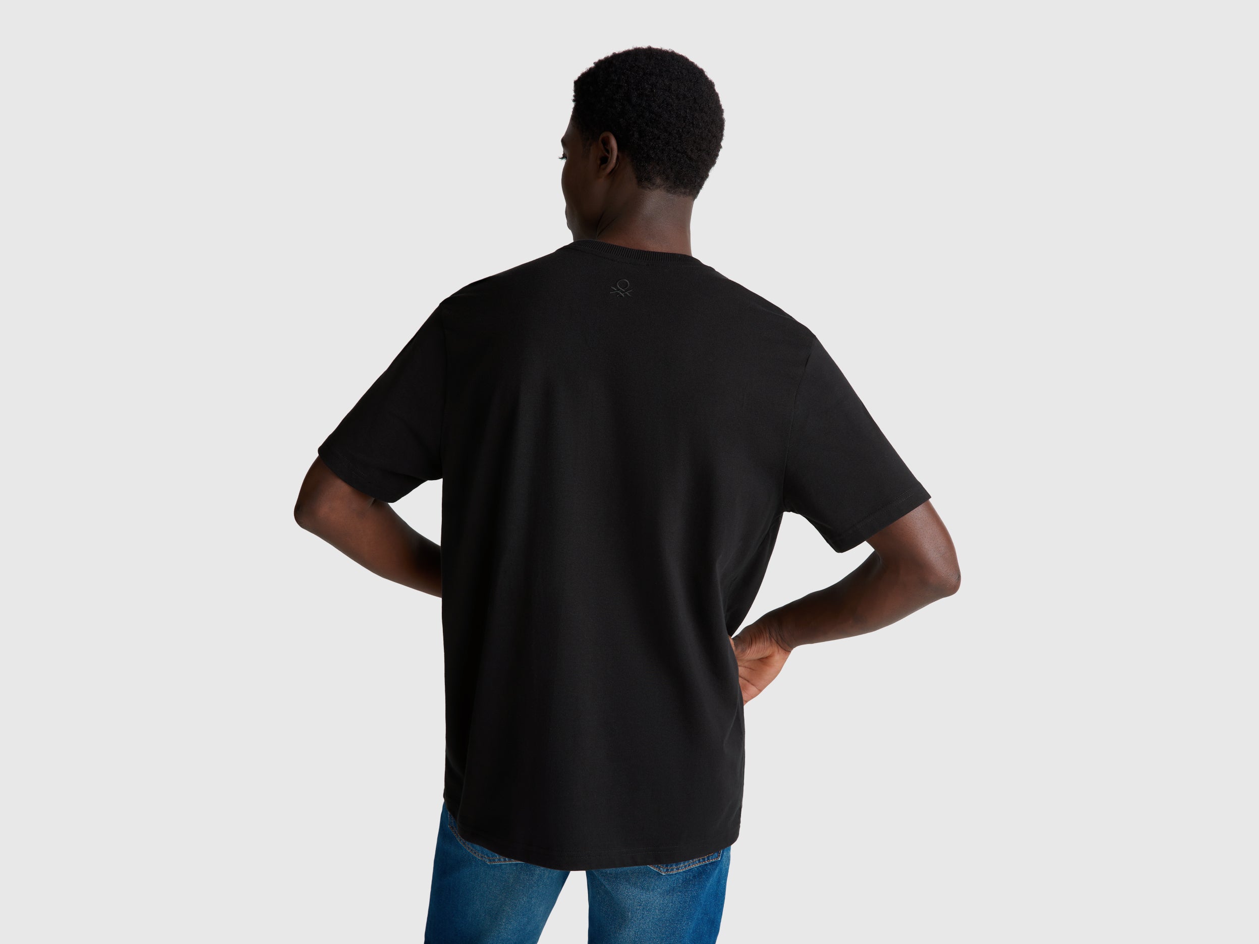 T-shirt em algodão com bolso pequeno - ucb_image_B