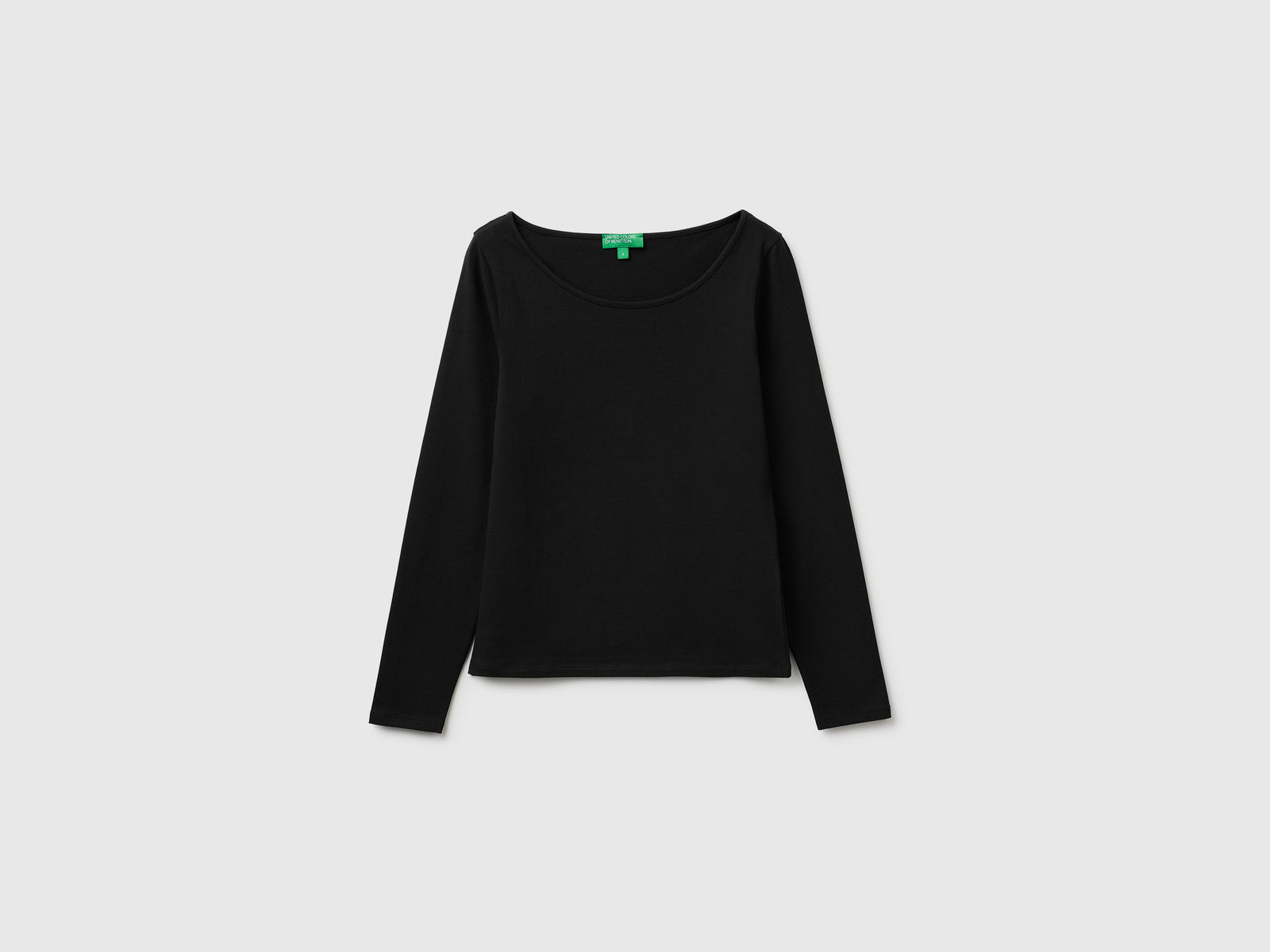T-shirt slim fit com decote amplo - ucb_image_FS