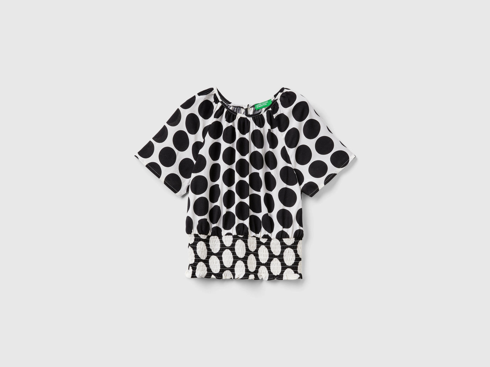 Blusa fluida às bolinhas - ucb_image_FS