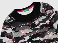 T-shirt camuflagem com detalhes fluorescentes - ucb_image_DS1