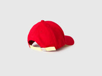 Red baseball cap with logo embroidery - ucb_image_BS