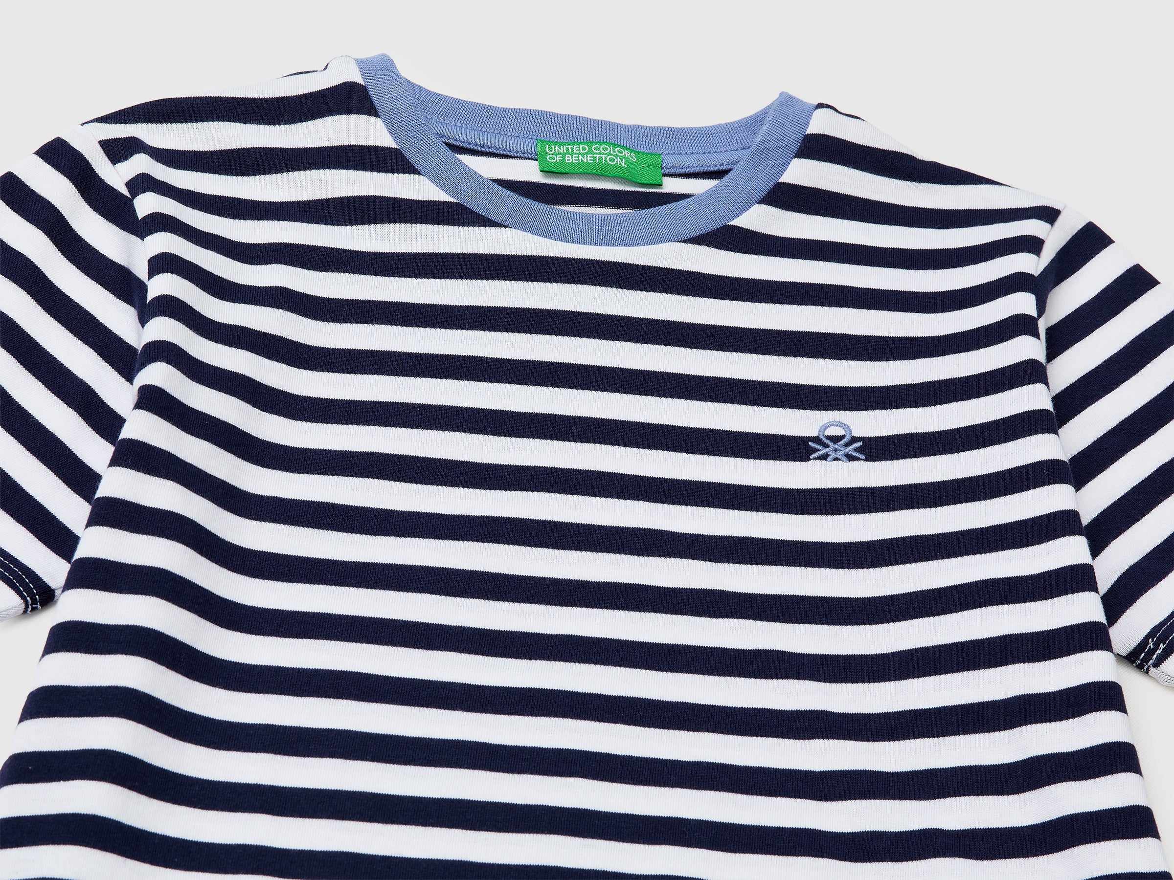 Striped short-sleeved T-shirt - ucb_image_DS1