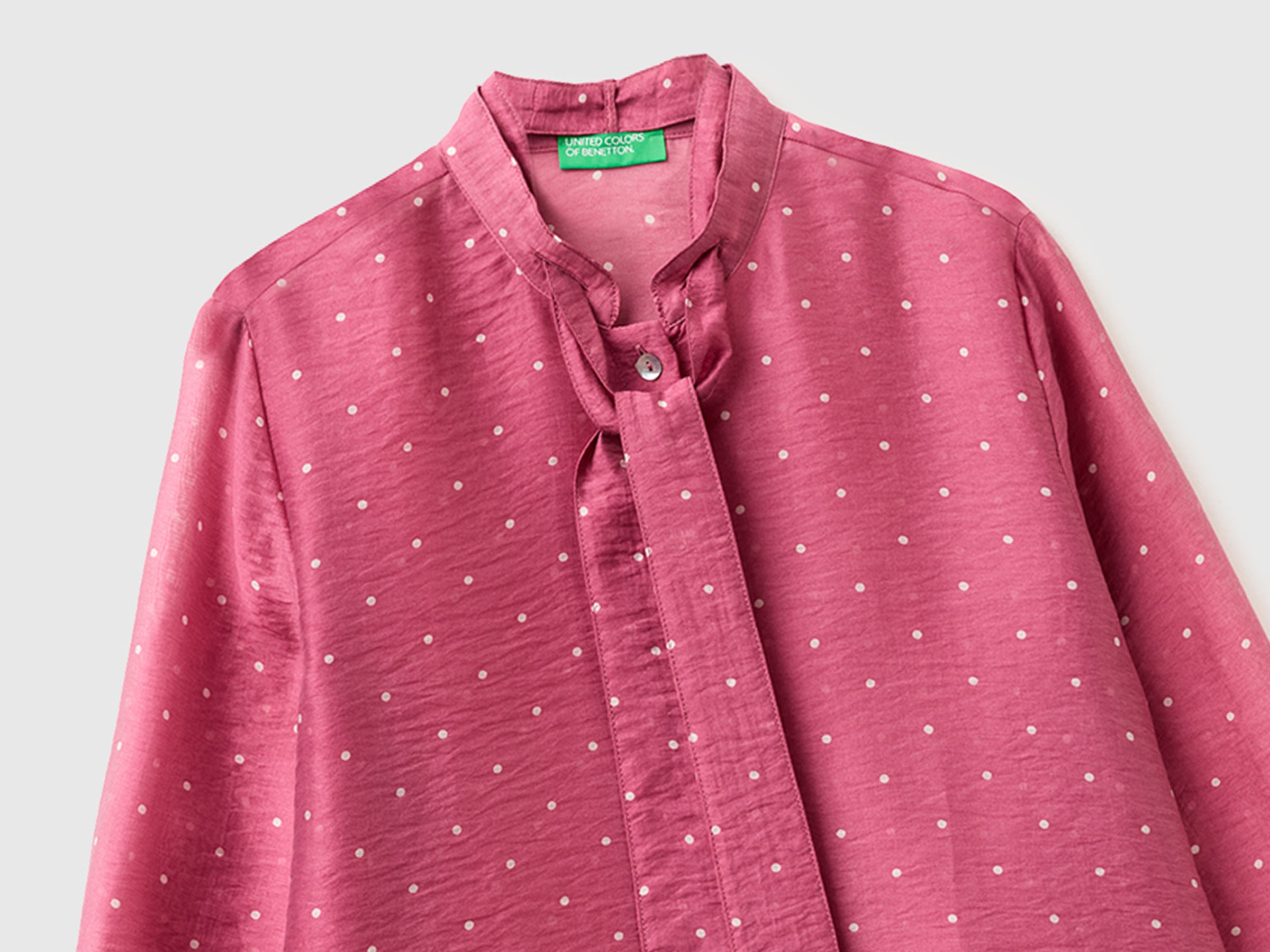 Flowy shirt with micro polka dots - ucb_image_DS1