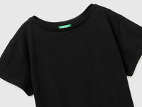 Boat-neck T-shirt - ucb_image_DS1