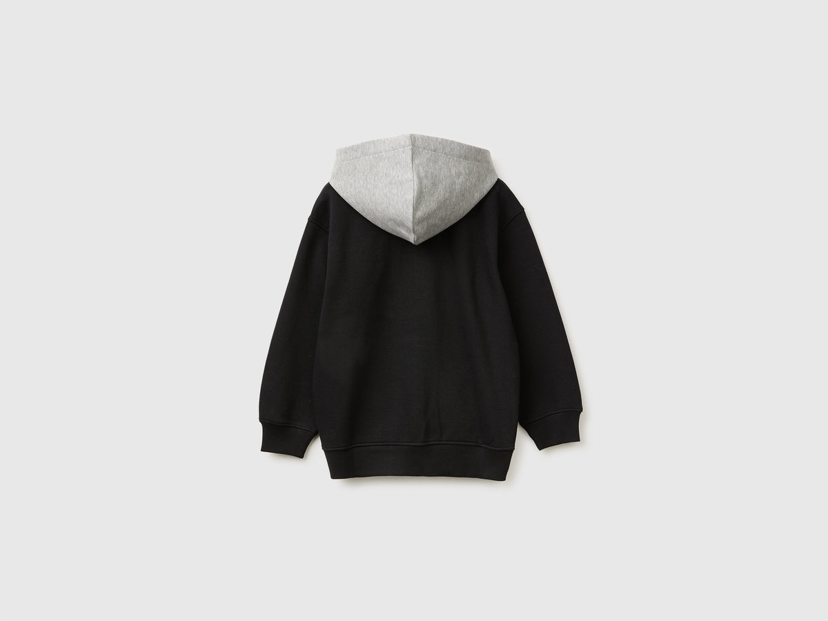 Casaco quente com capuz - ucb_image_BS