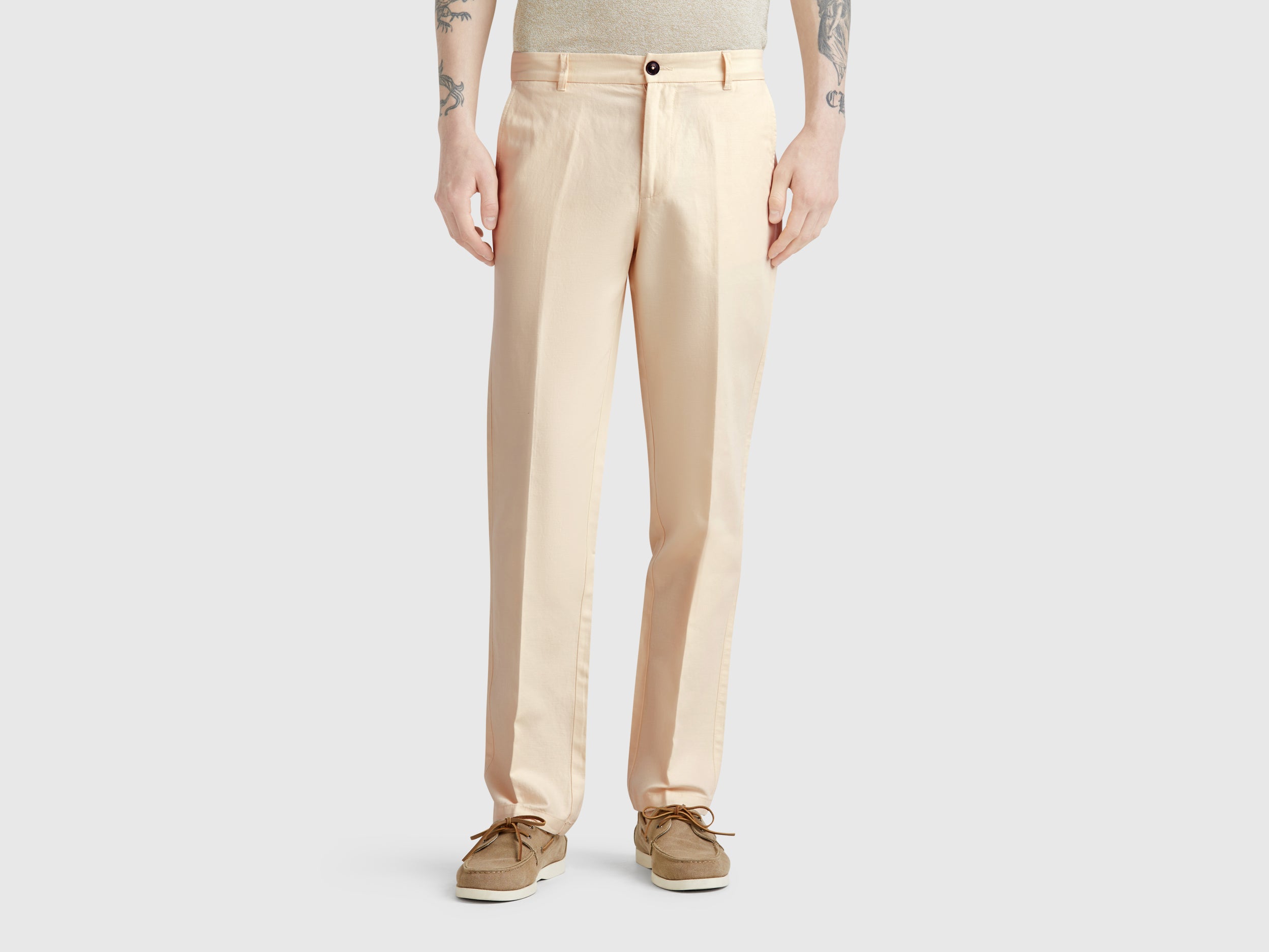 Chinos slim fit em mistura de linho - ucb_image_F