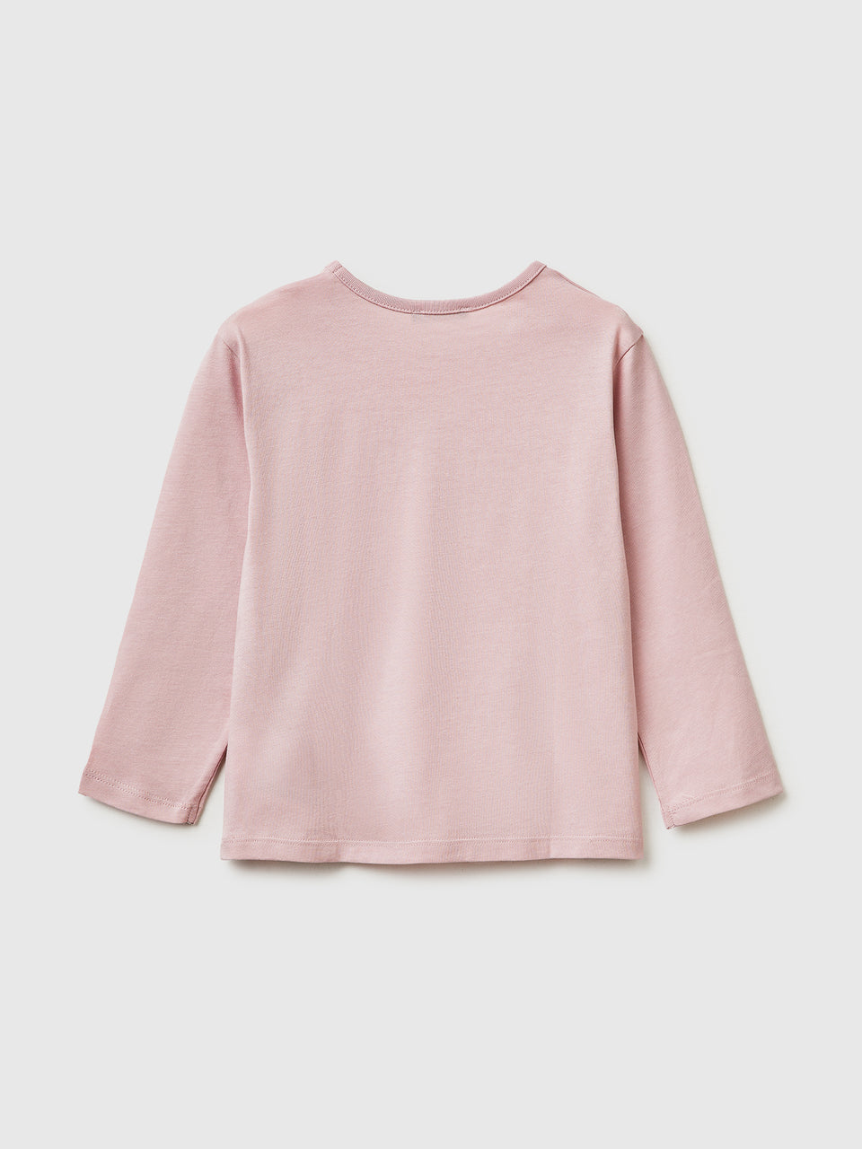 T-shirt com estampa e aplicações - ucb_image_BS