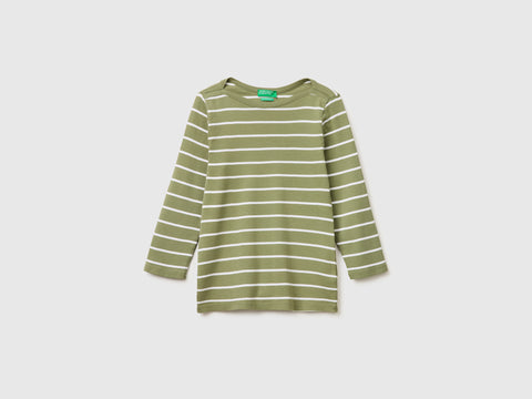 T-shirt às riscas com decote à barco - ucb_image_FS