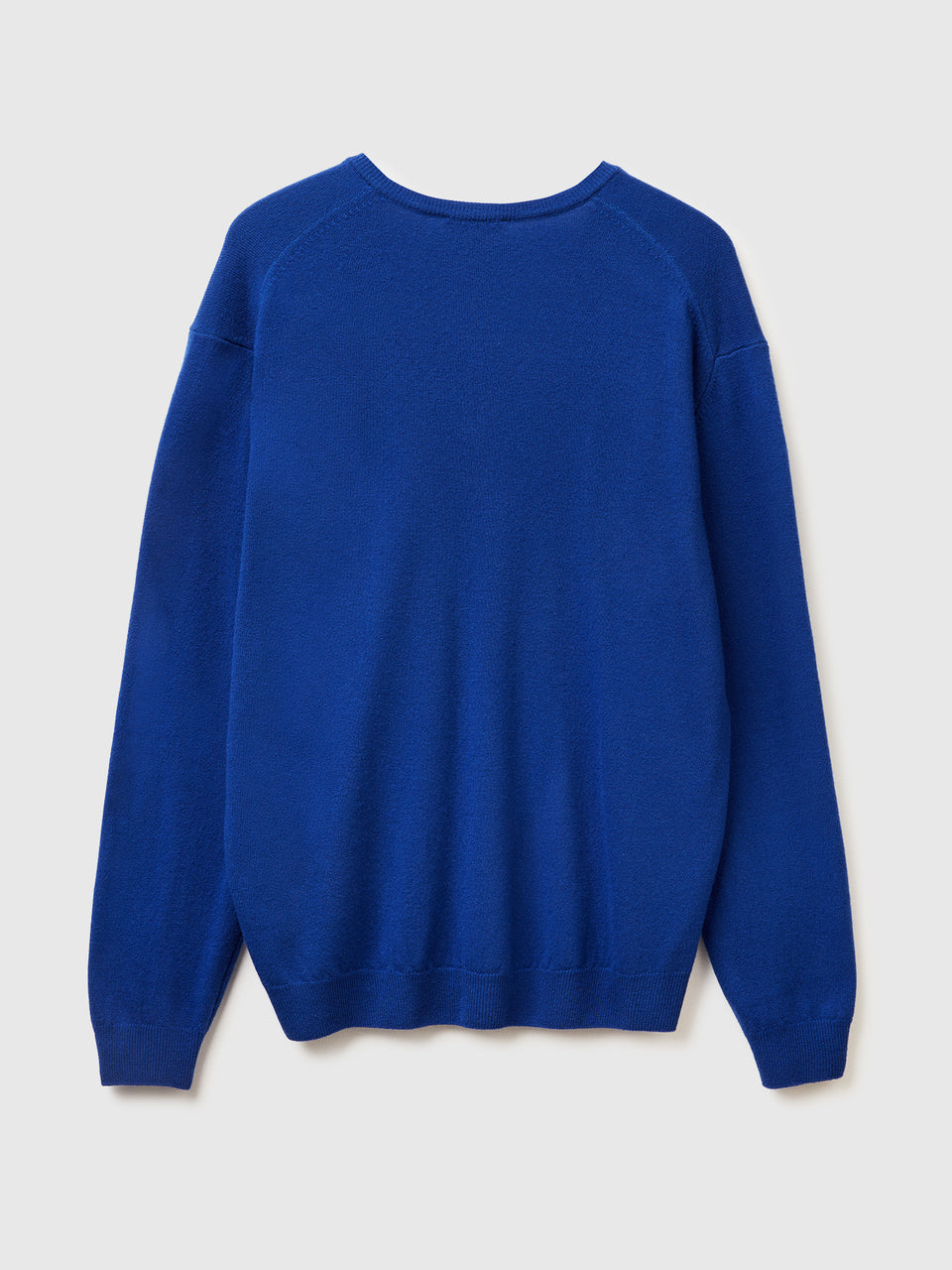 Camisola decote em V azul bluette em pura lã Merino - ucb_image_BS