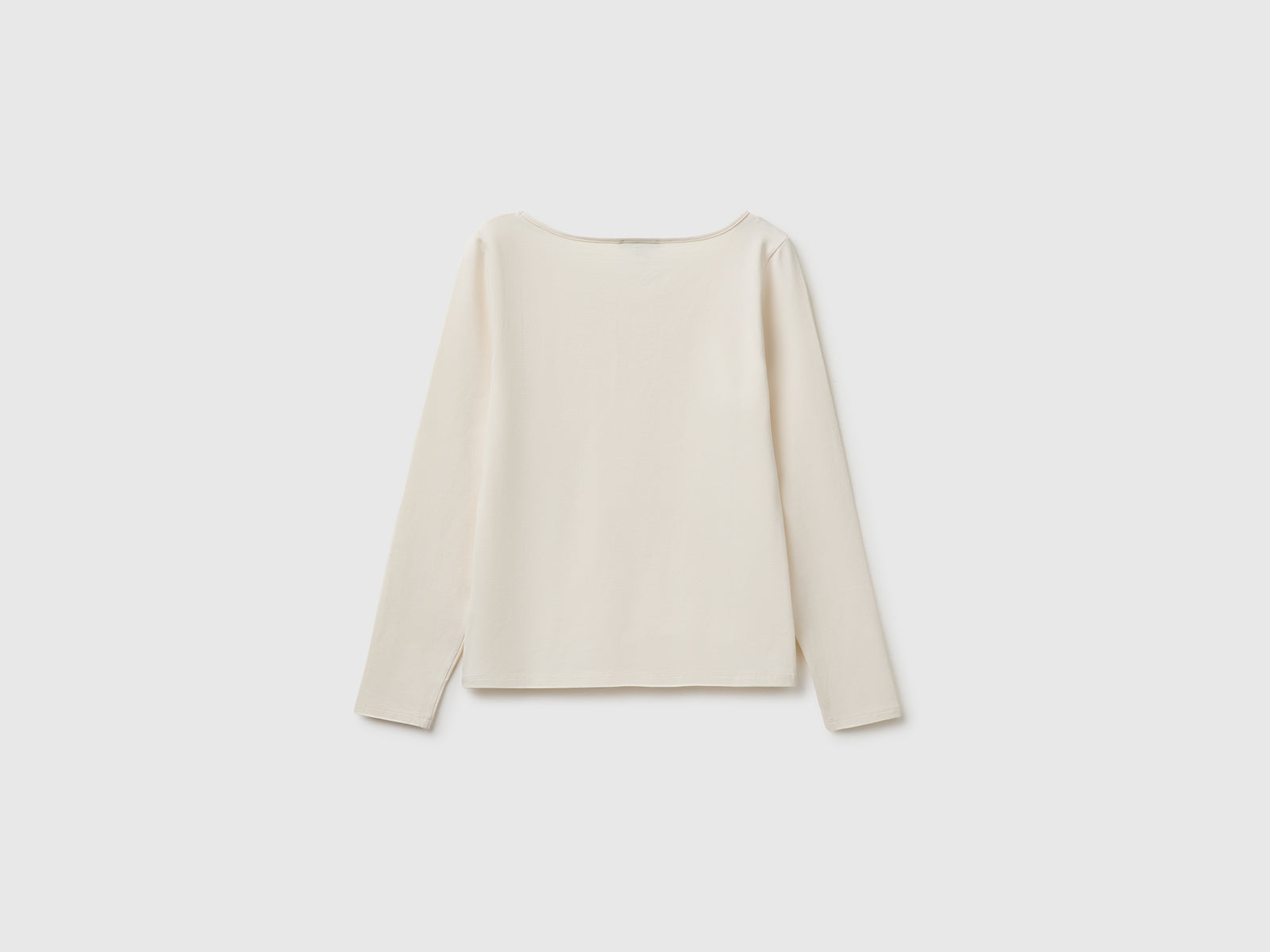T-shirt slim fit com decote amplo - ucb_image_BS
