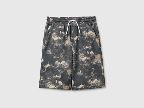 Over-fit Bermuda shorts in printed fleece - ucb_image_FS