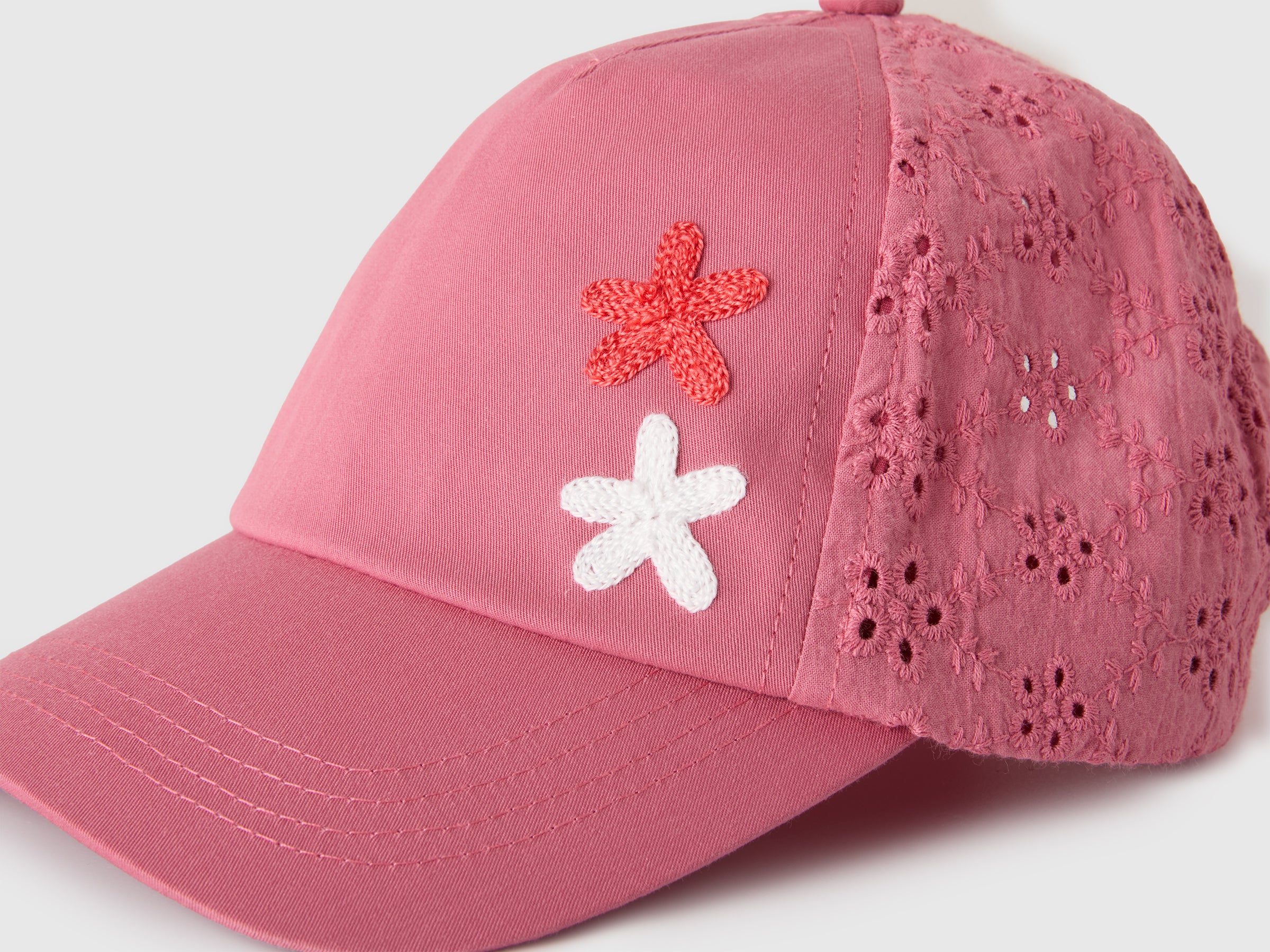 Baseball cap with Sangallo lace - ucb_image_DS1