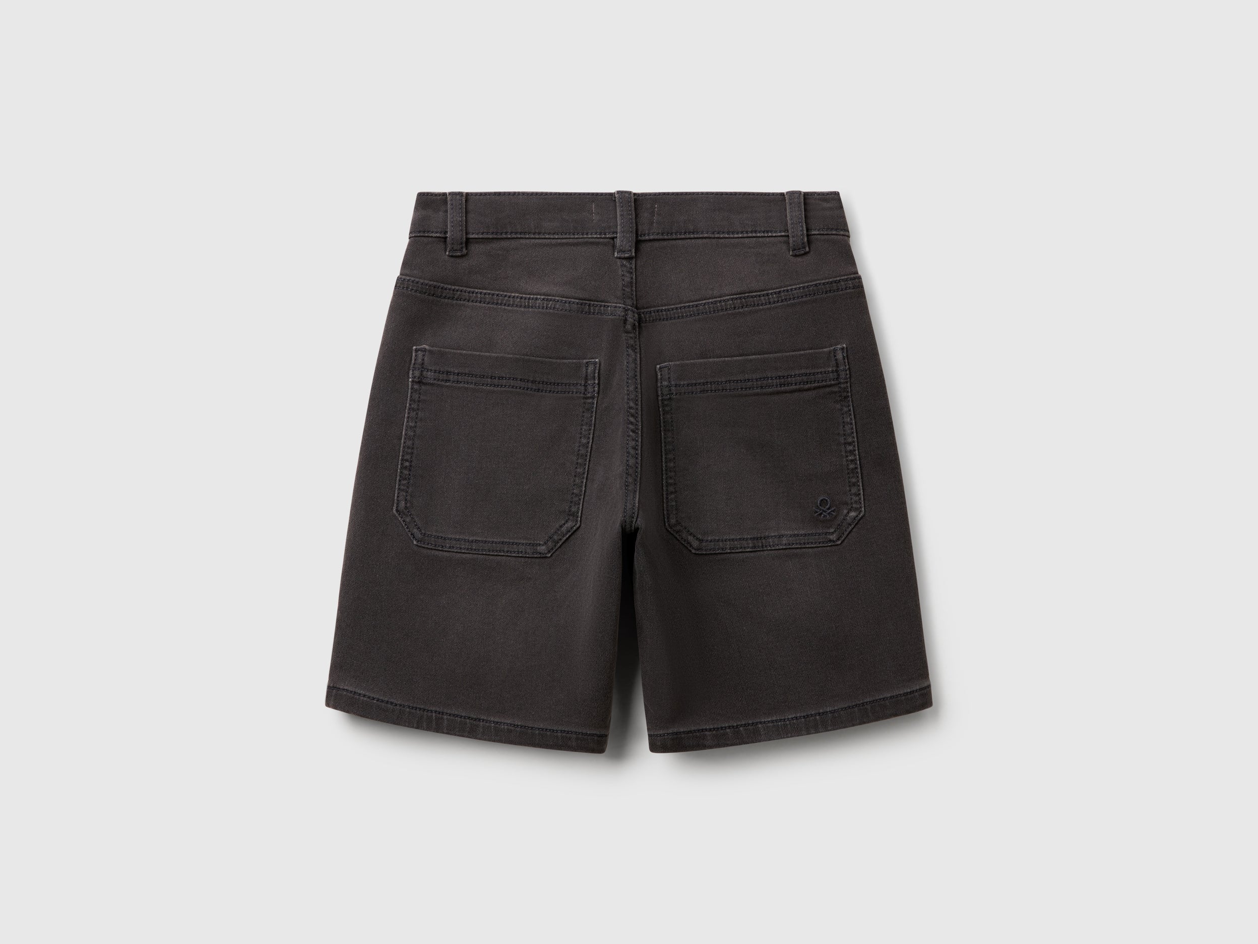 Bermuda in denim elasticizzato - ucb_image_BS