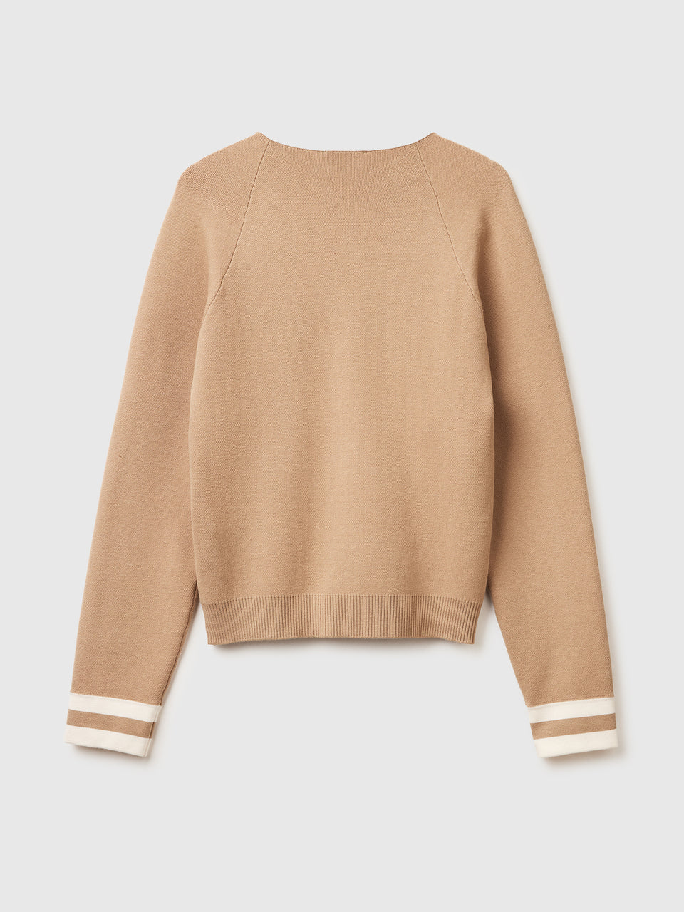 Boxy fit V-neck sweater - ucb_image_BS