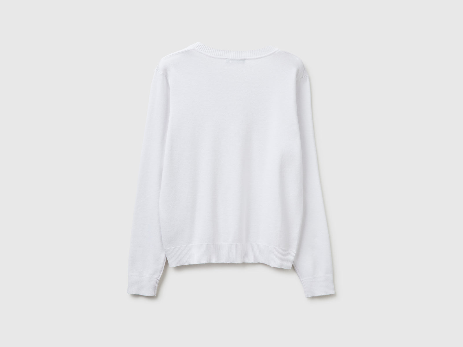 Camisola branca em algodão tricô com decote em V - ucb_image_BS