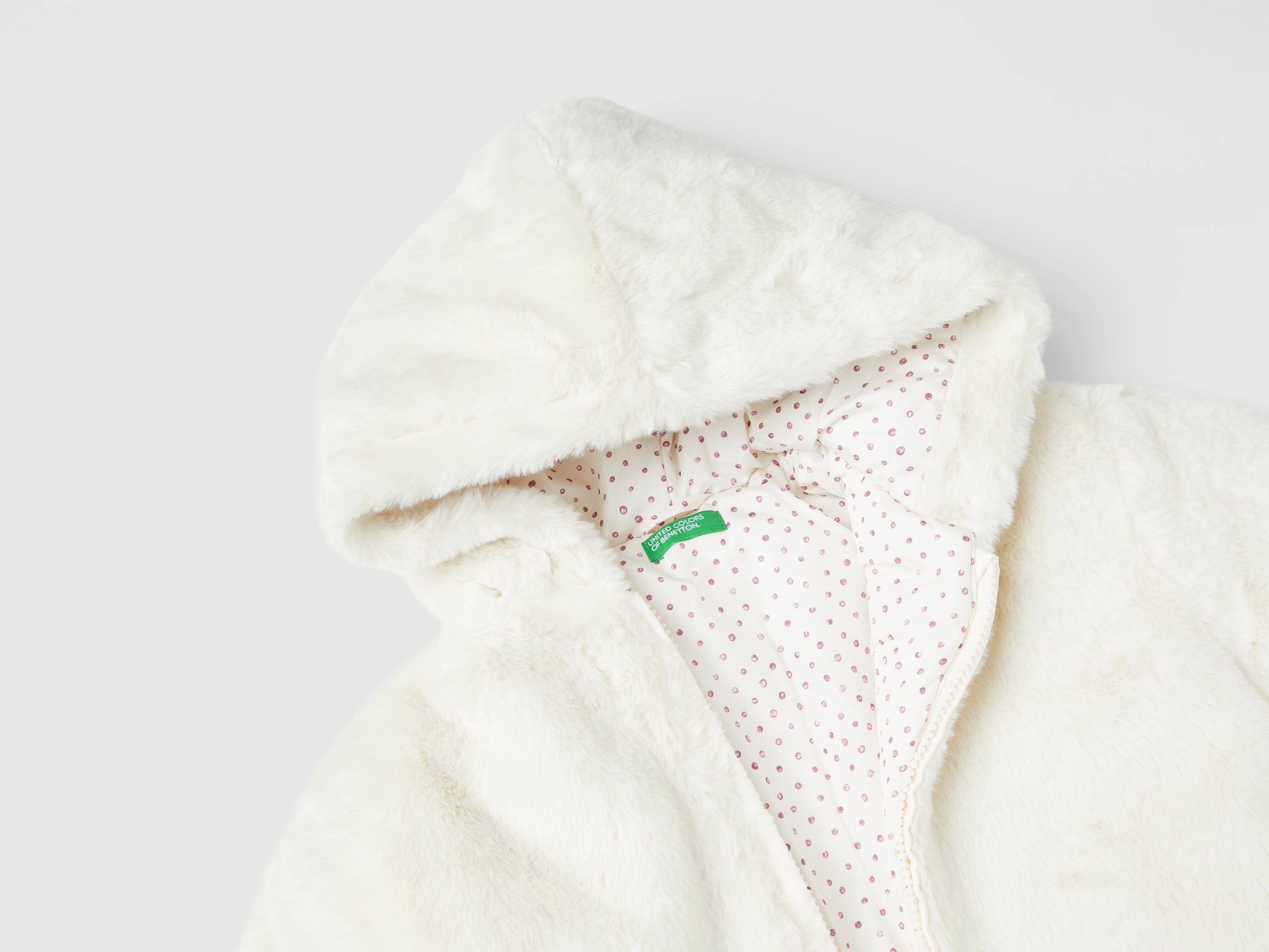 Blusão em pelo sintético - ucb_image_DS1