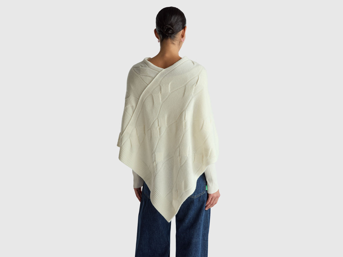 Bilincs üdvözöl Lehet femme poncho tengely Legnagyobb élelmiszerbolt