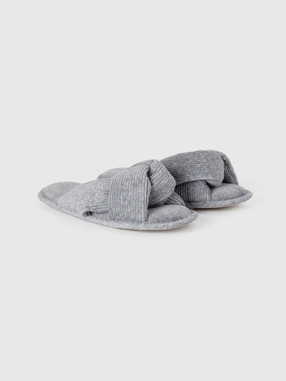 Pantufas com cabedal entrelaçado - ucb_image_FS
