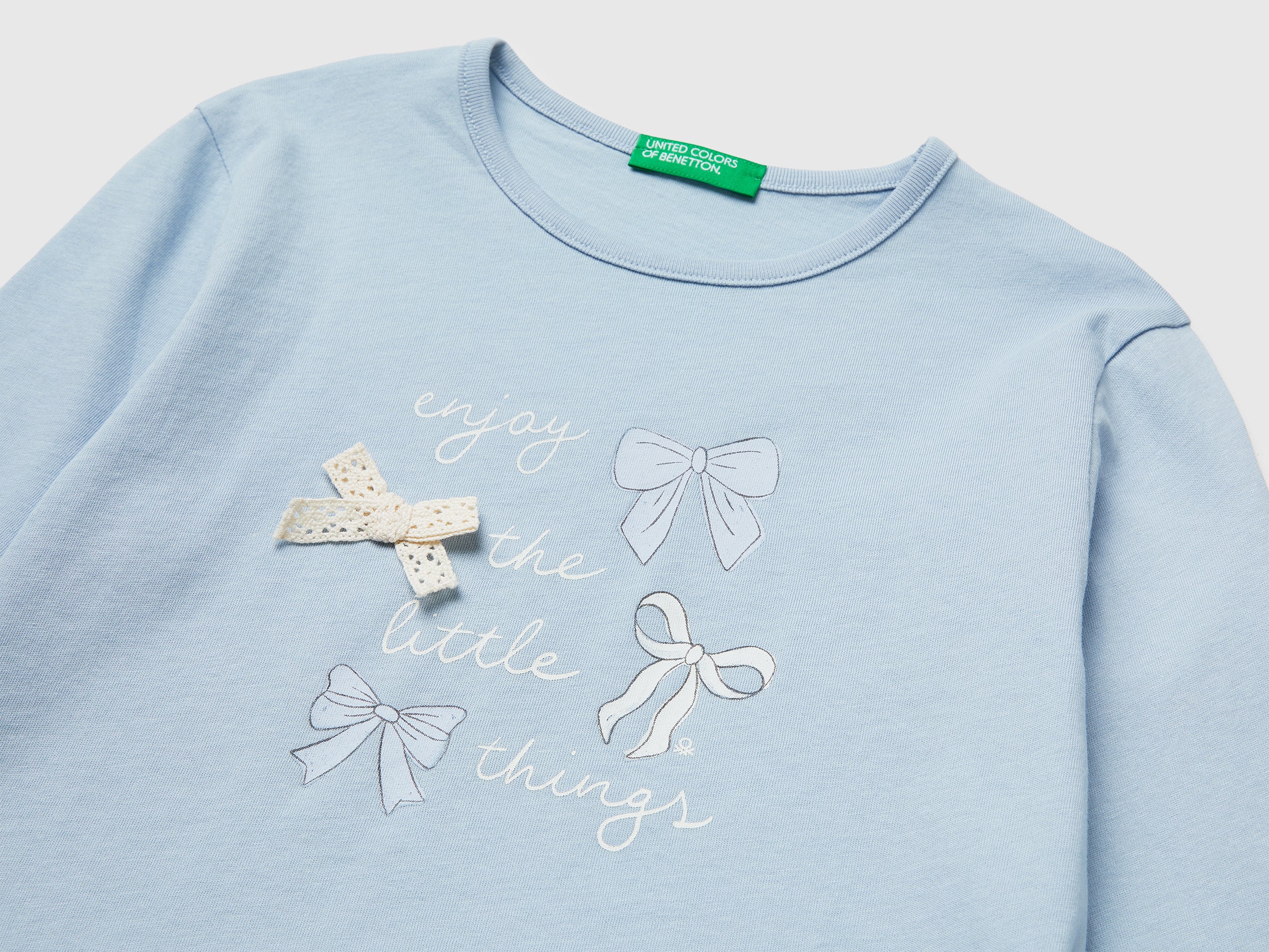 T-shirt with print and applications - ucb_image_DS1