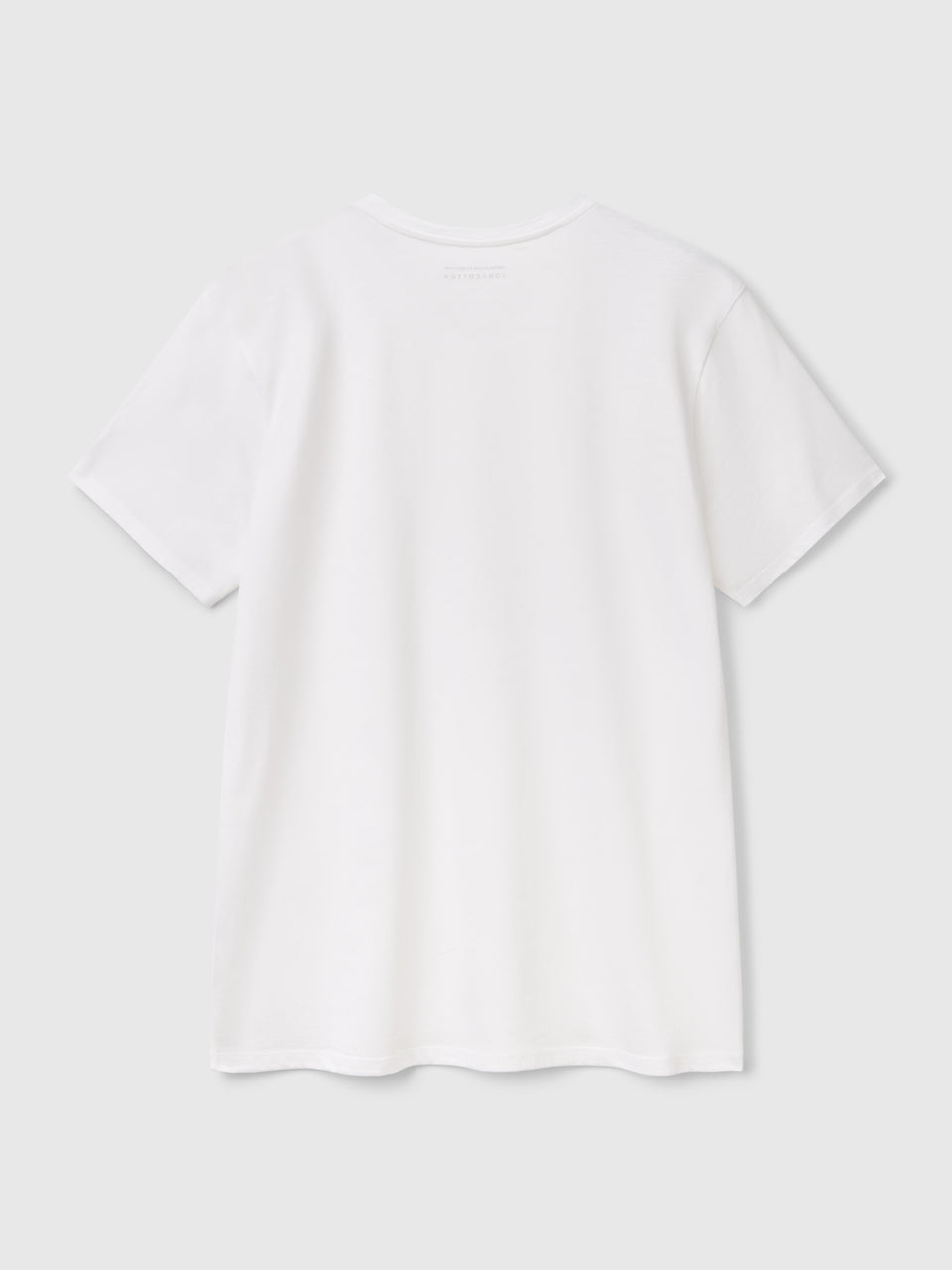 T-shirt com decote em V em algodão de fibra longa - ucb_image_BS
