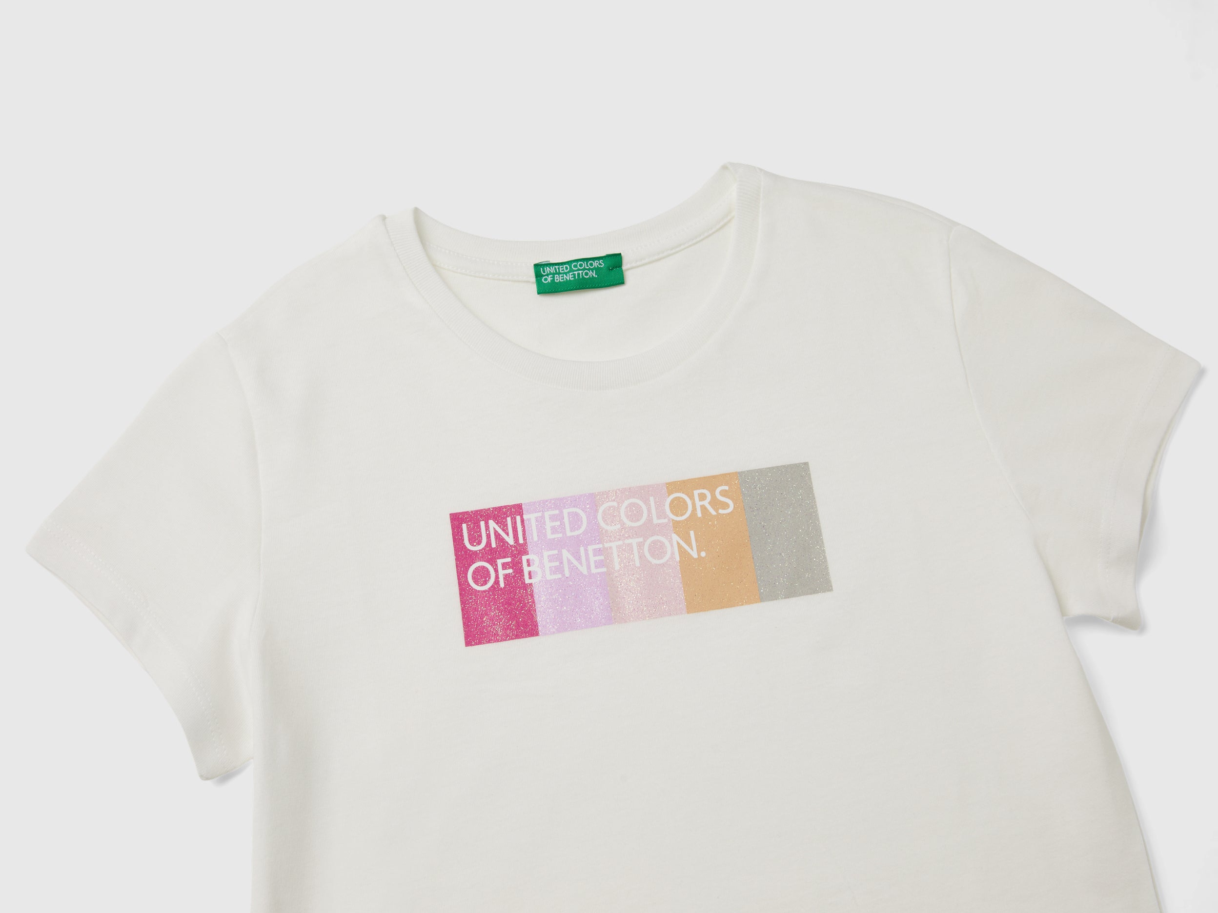 T-shirt com logótipo glitter em algodão orgânico - ucb_image_DS1