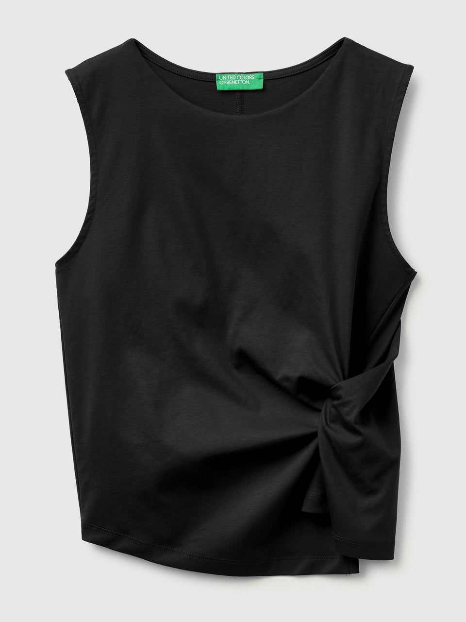 Top with knot - ucb_image_FS