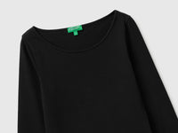T-shirt slim fit com decote amplo - ucb_image_FY