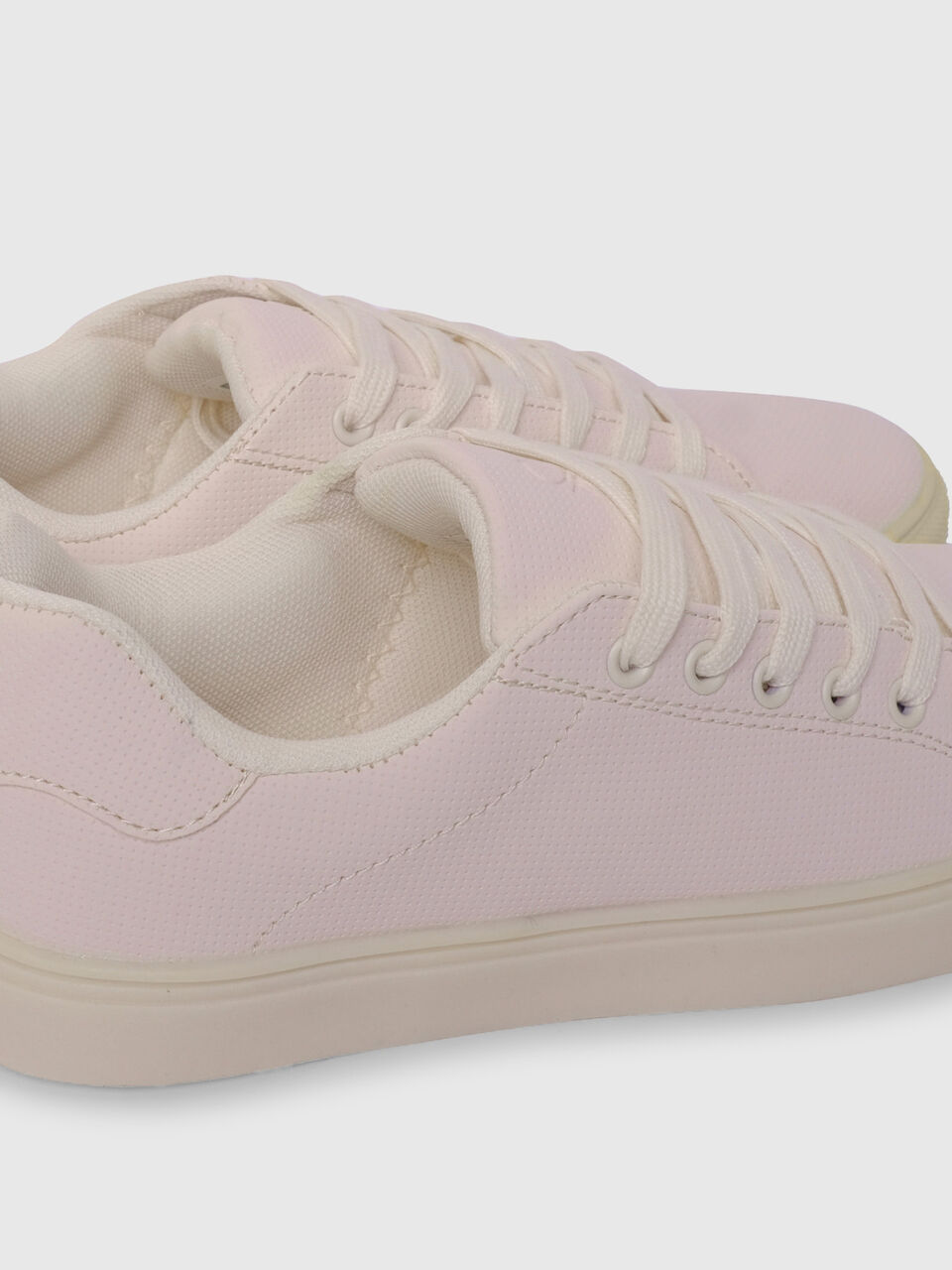 Women Casual Shoes image number 2