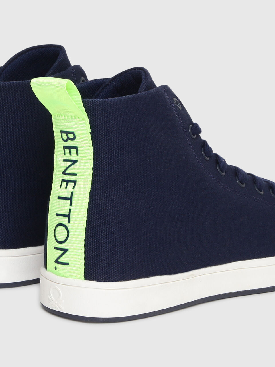 Basic Ankle Height Canvas Shoe image number 2