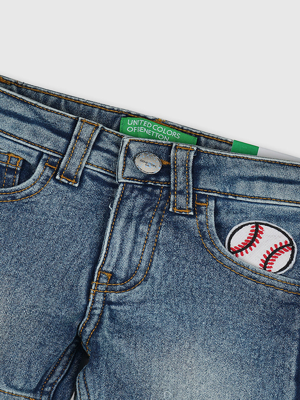 Denim Short With Color Block And Badge image number null