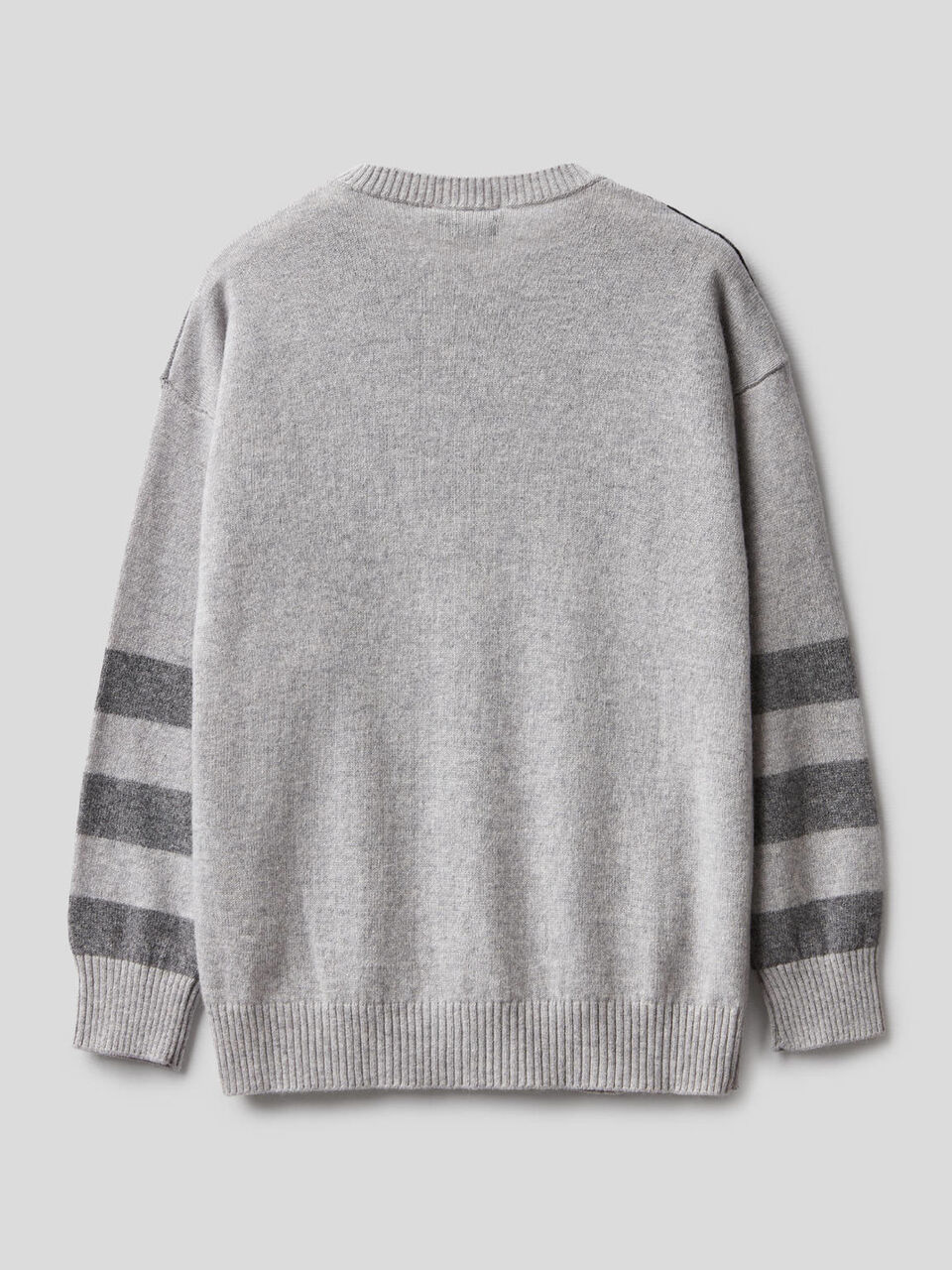 Sweater with inlay image number 2