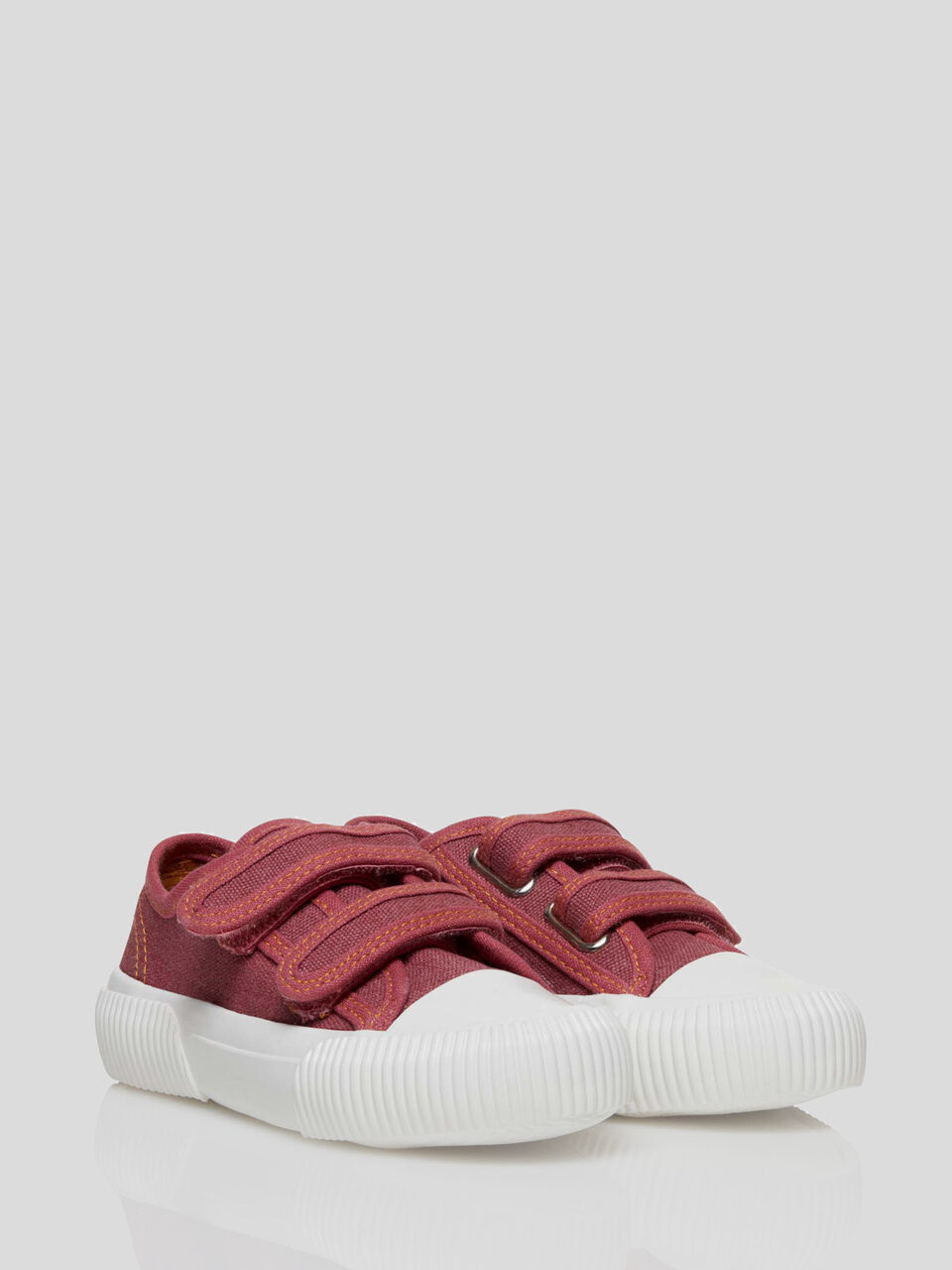 Sneakers with Velcro straps image number 1
