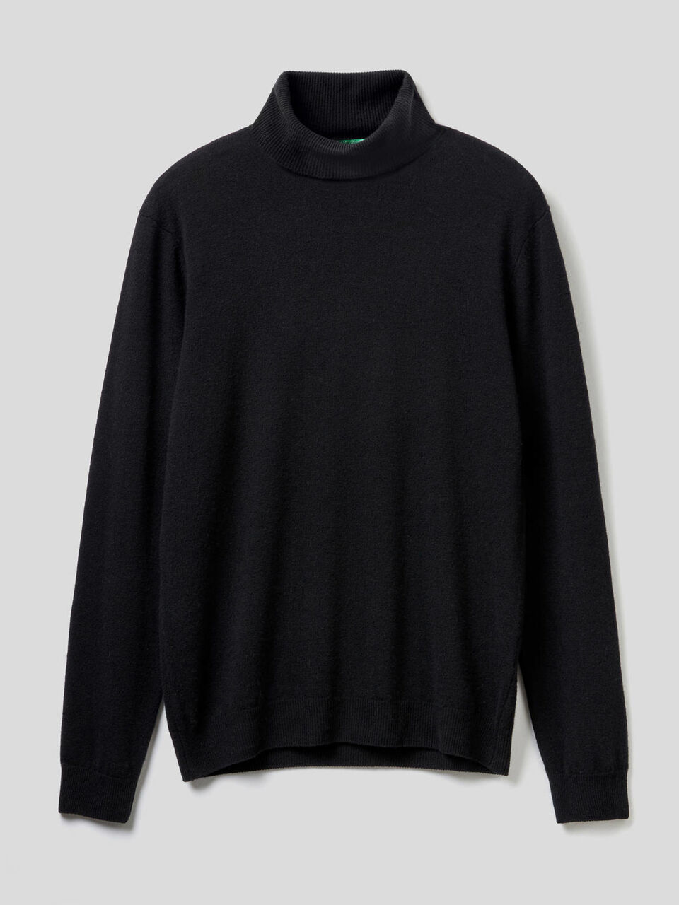 Turtleneck in pure virgin wool image number 1