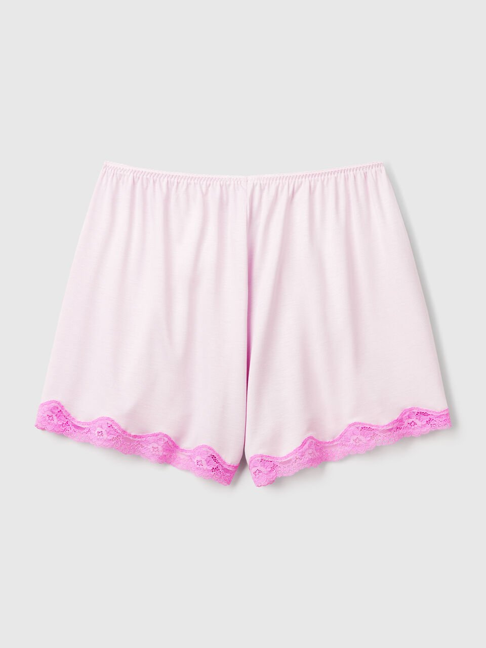 SHORTS Women image number 2