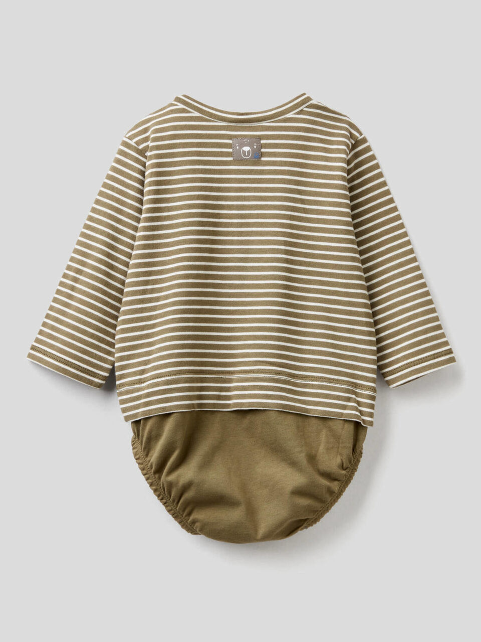 T-shirt-look bodysuit in organic cotton image number 2