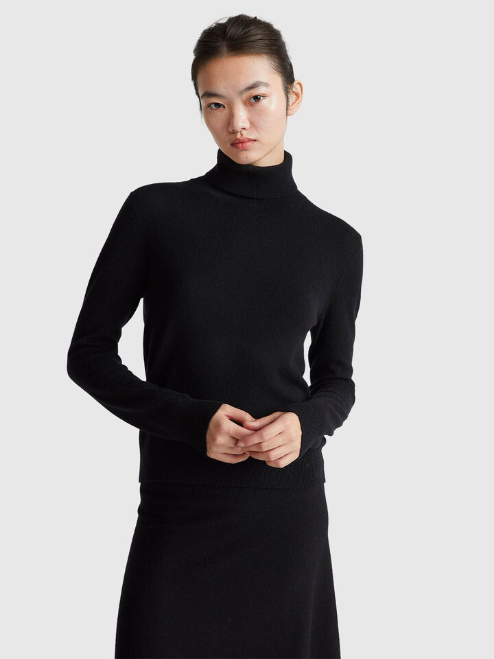 TURTLE NECK SWEATER Women