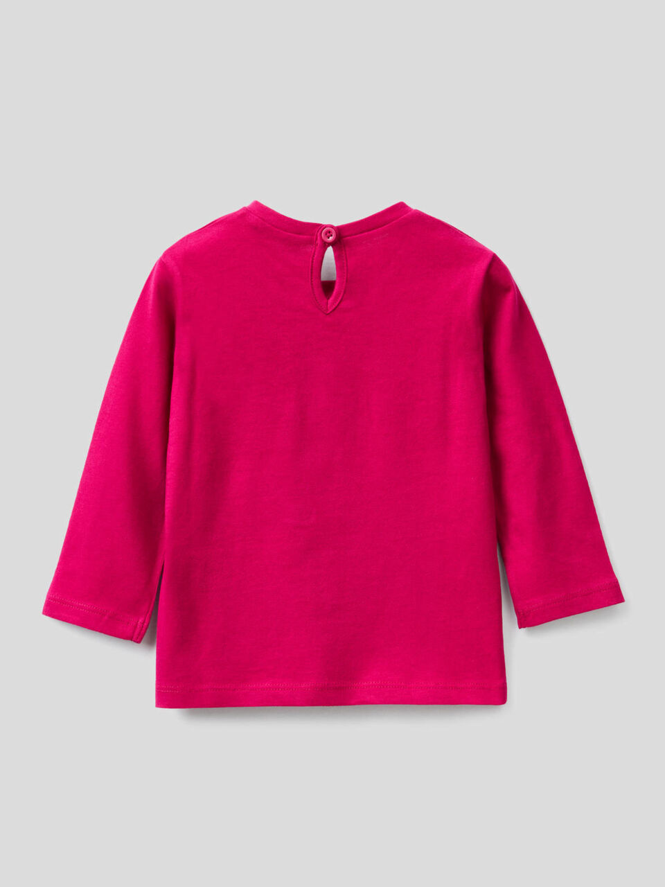 100% organic cotton t-shirt with applique image number 2