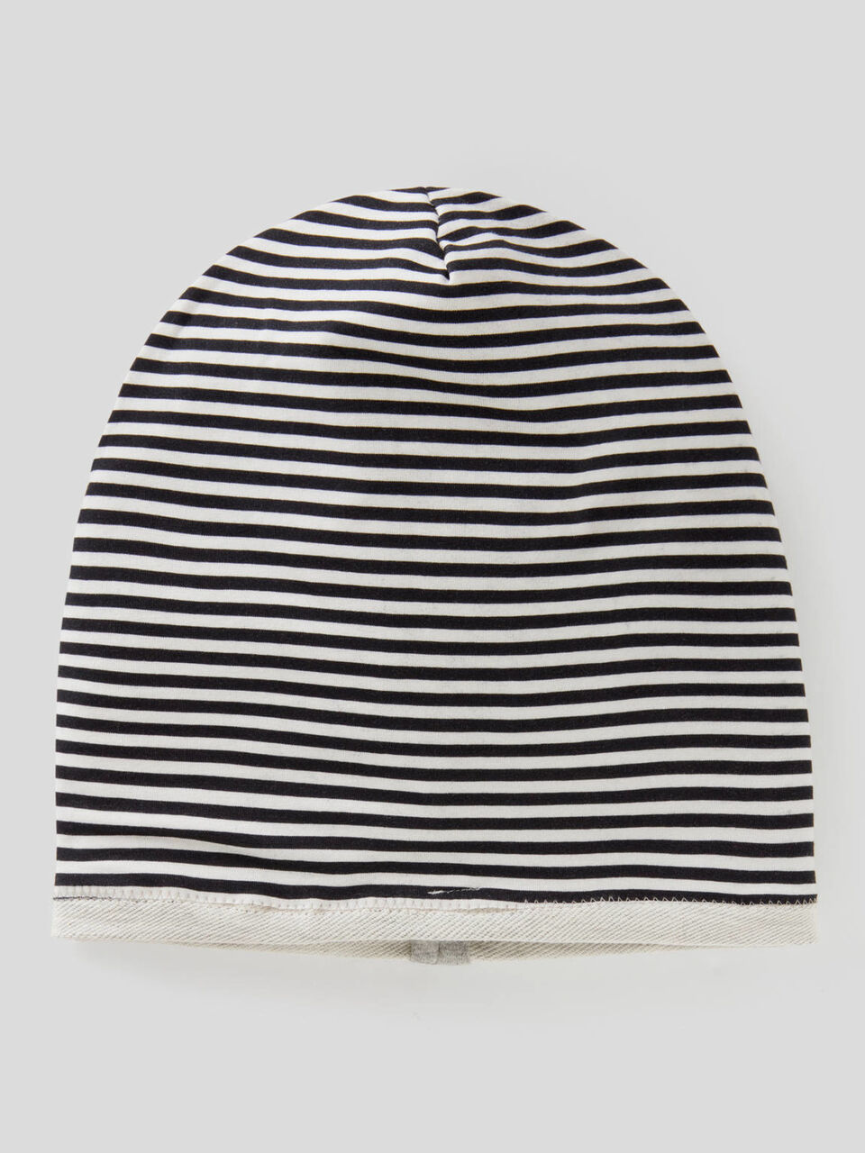 Reversible hat in stretch cotton image number 2