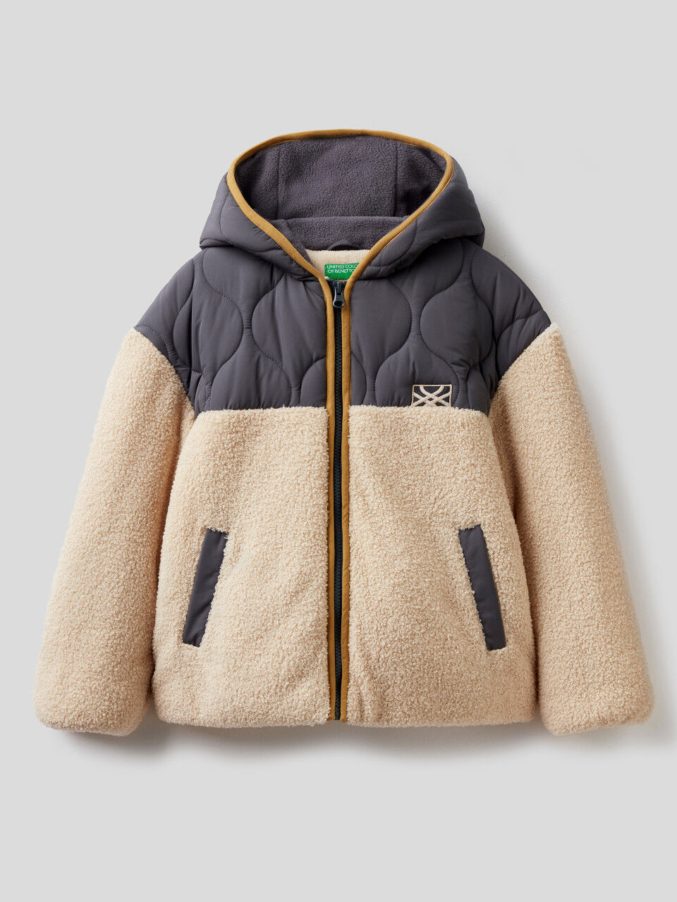 Oversized jacket in fleece and nylon