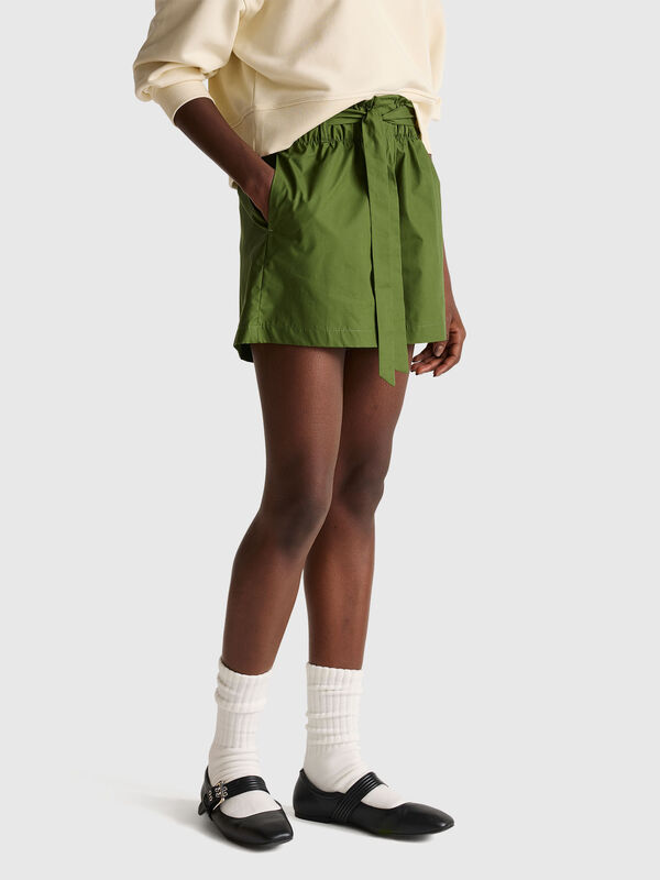 Bermuda shorts with sash Women