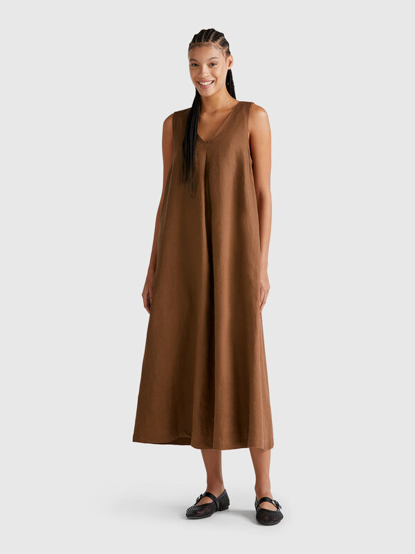 Sleeveless dress in pure linen Women