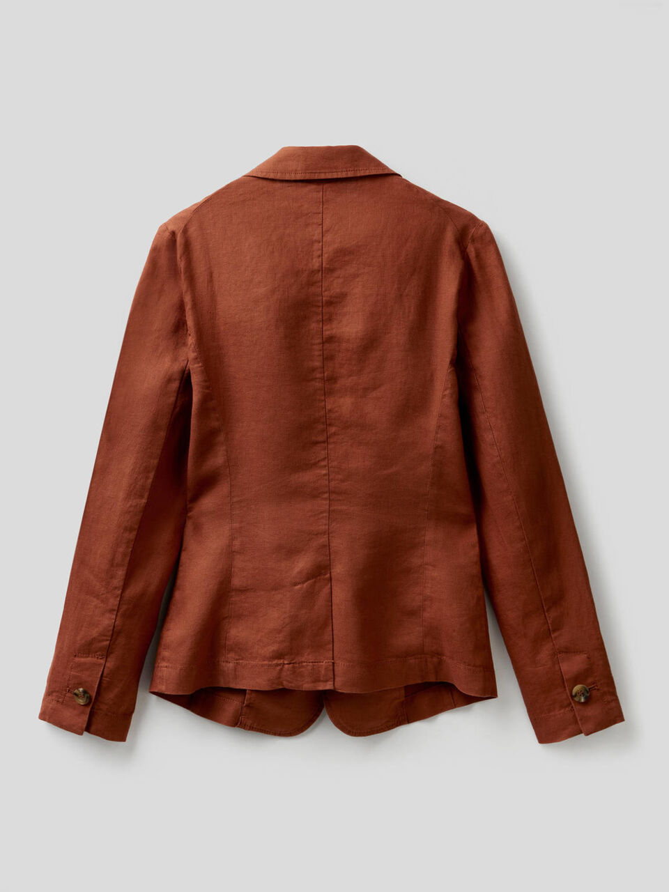 Waisted blazer in 100% linen image number 2