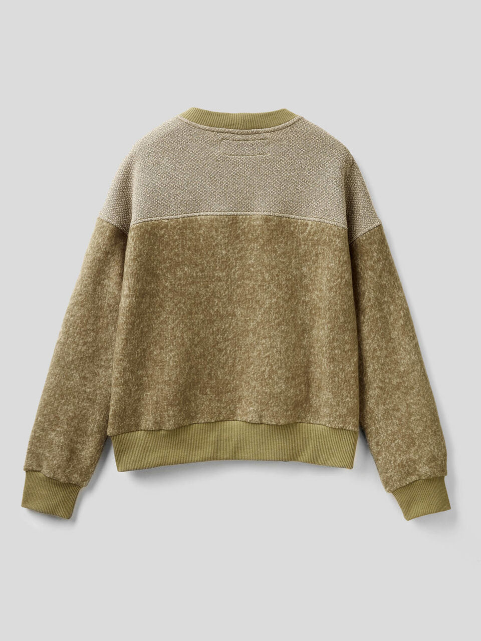 Sweatshirt with playful textures image number 2