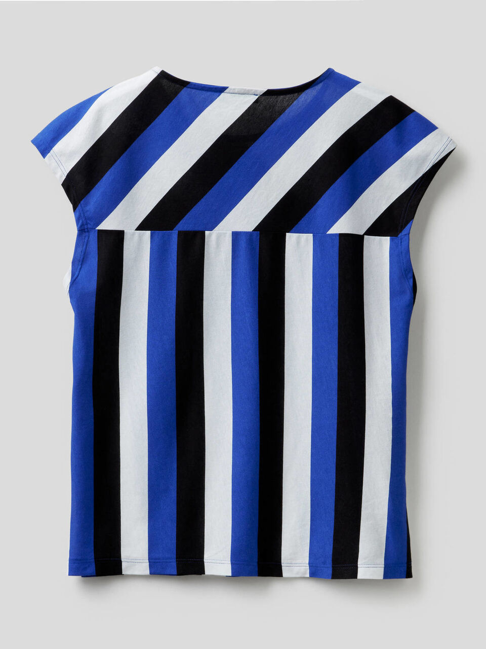 Striped t-shirt in 100% cotton image number 2