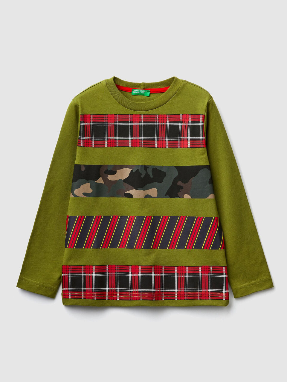 T-shirt with printed bands image number 1