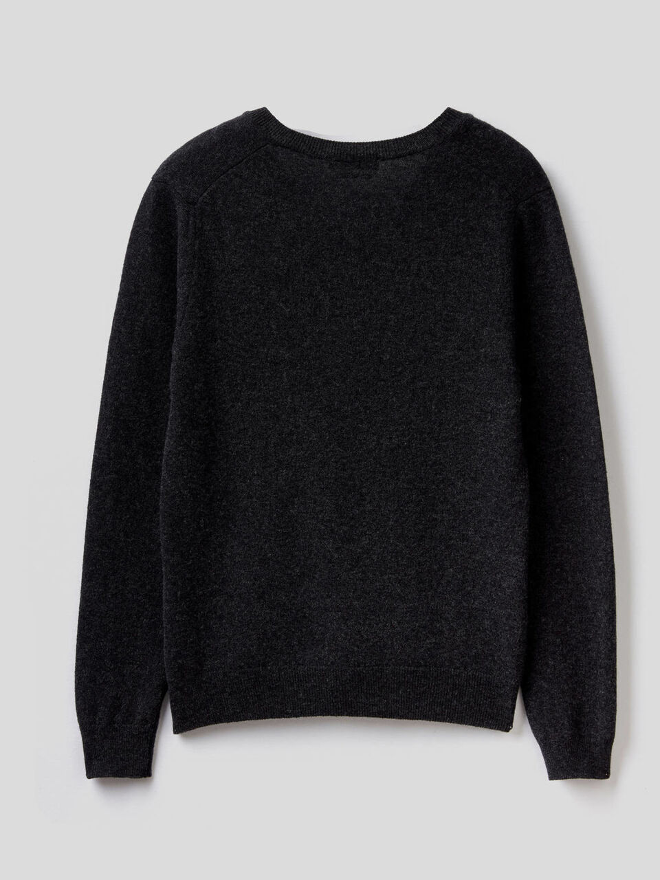 V-neck sweater in pure virgin wool image number 2