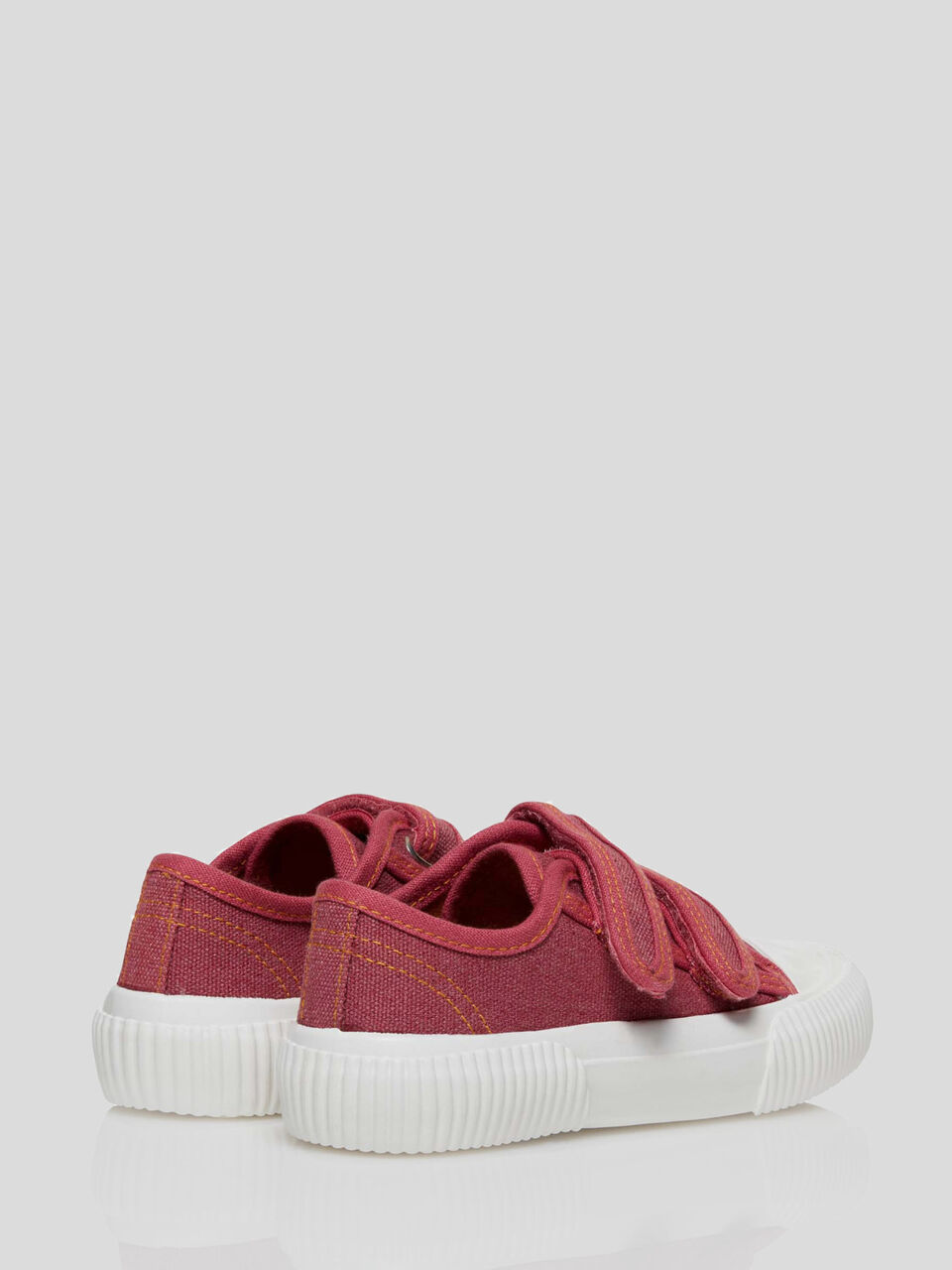 Sneakers with Velcro straps image number 2