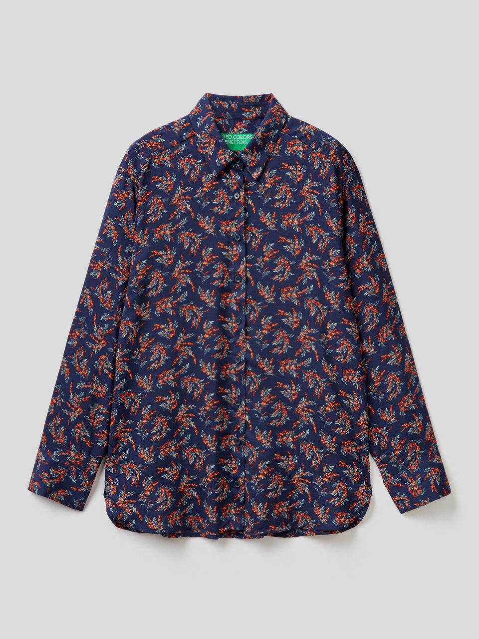 Flowy pattern spring shirt image number 1