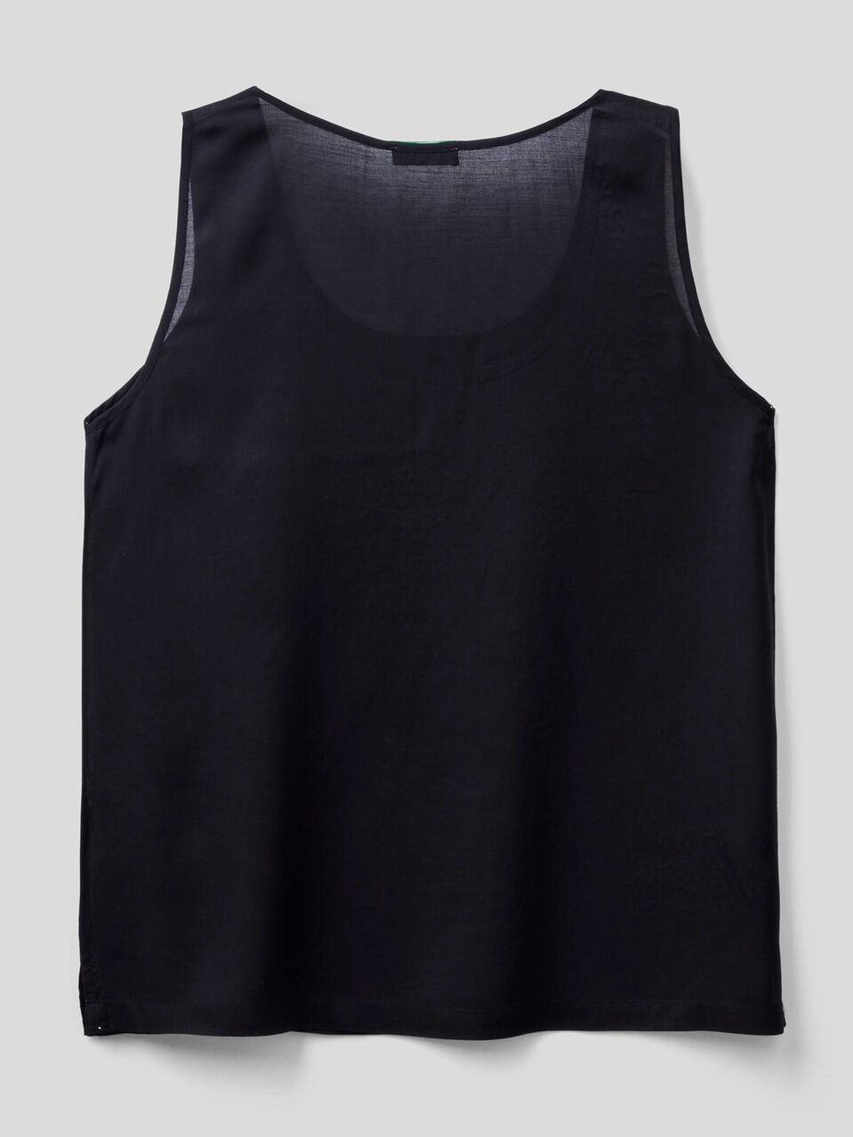 Tank top in lightweight fabric image number 2